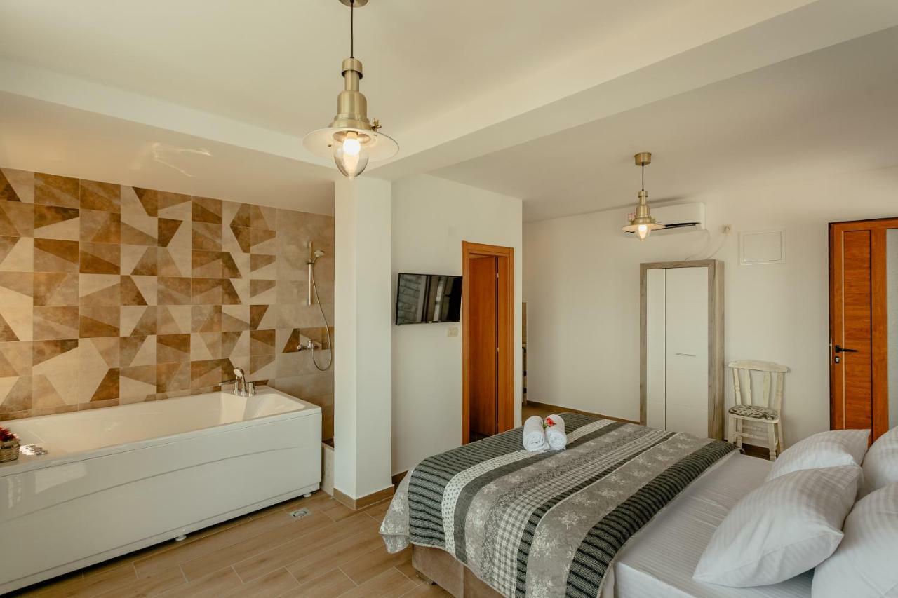 Apartments Belvedere Herceg Novi Exterior photo